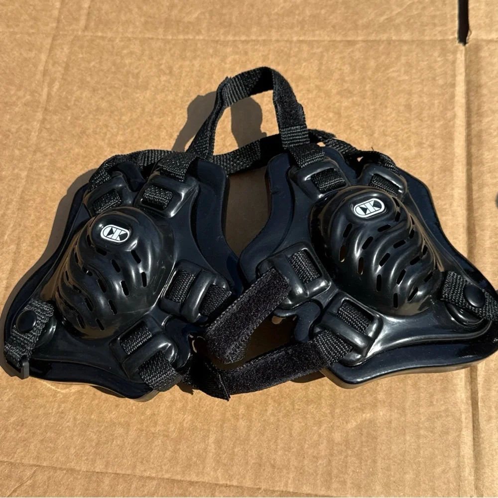 Cliff Keen F5 Tornado Wrestling Headgear One Size Fits All Black Scuffs